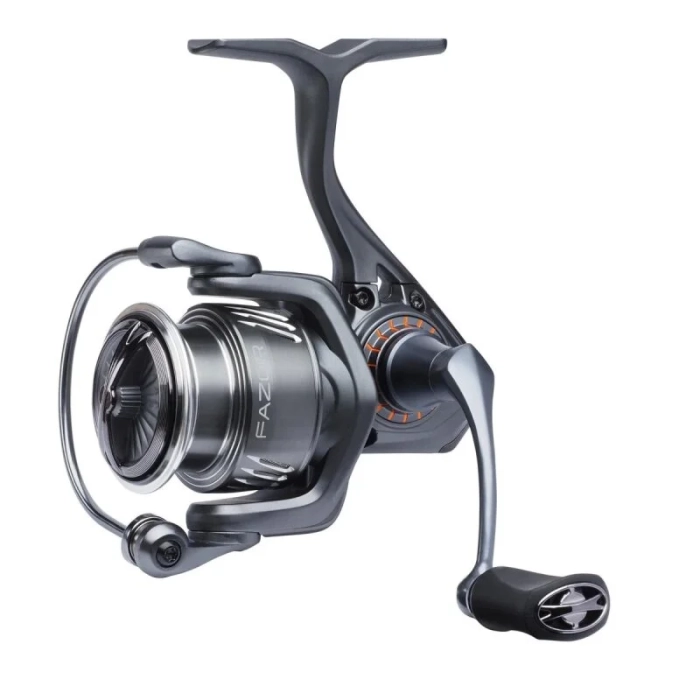 /environment/cache/images/productGfx_149897_700_700/savage-gear-fazor-spinning-reel-c3000hg-.webp